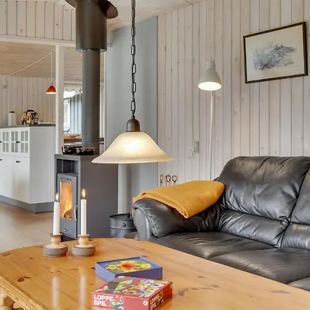 Hope - 350m To The Fjord By Interhome *